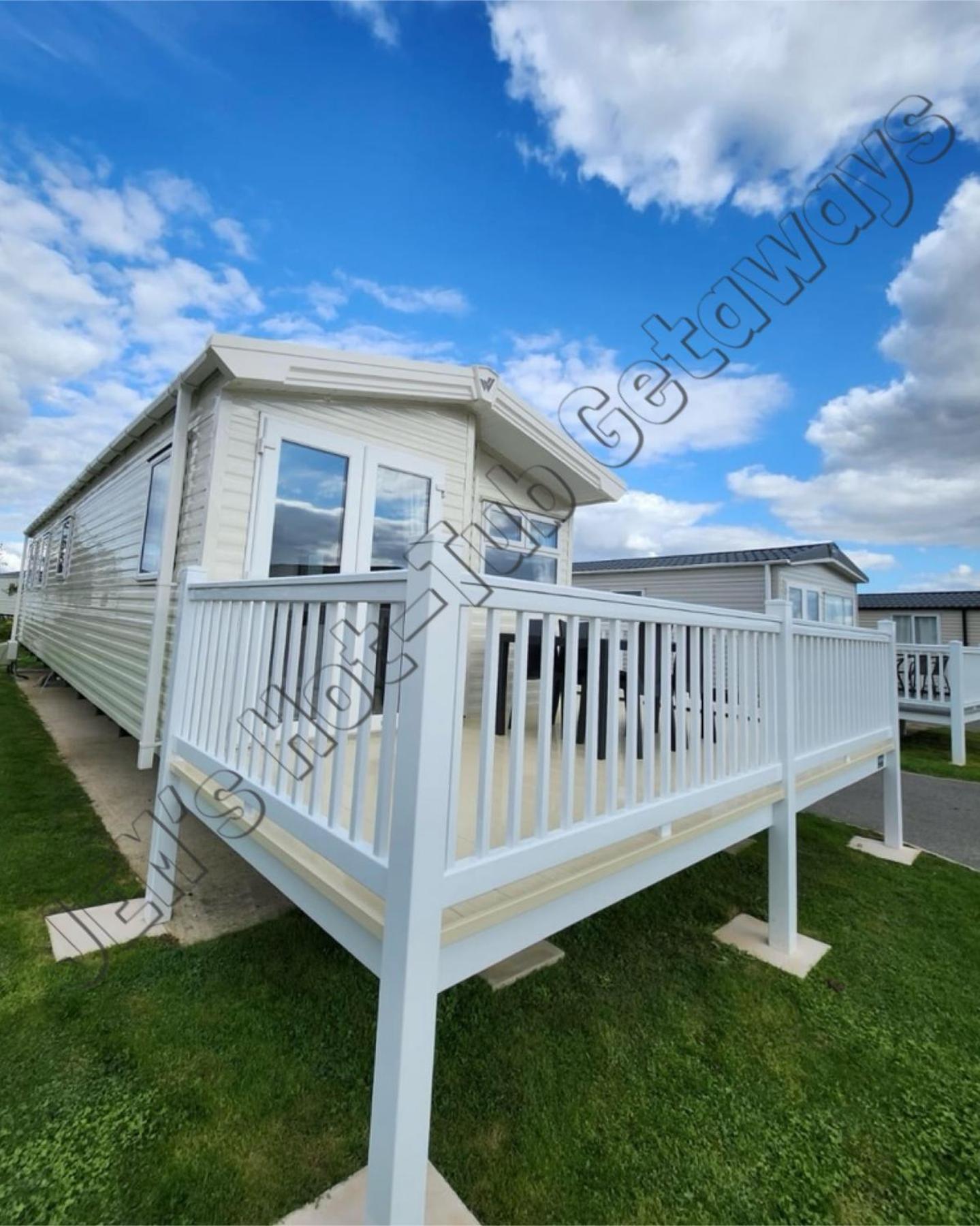 Jems Hot-Tub Getaways 6 Berth At Tattershall Lakes Exterior photo
