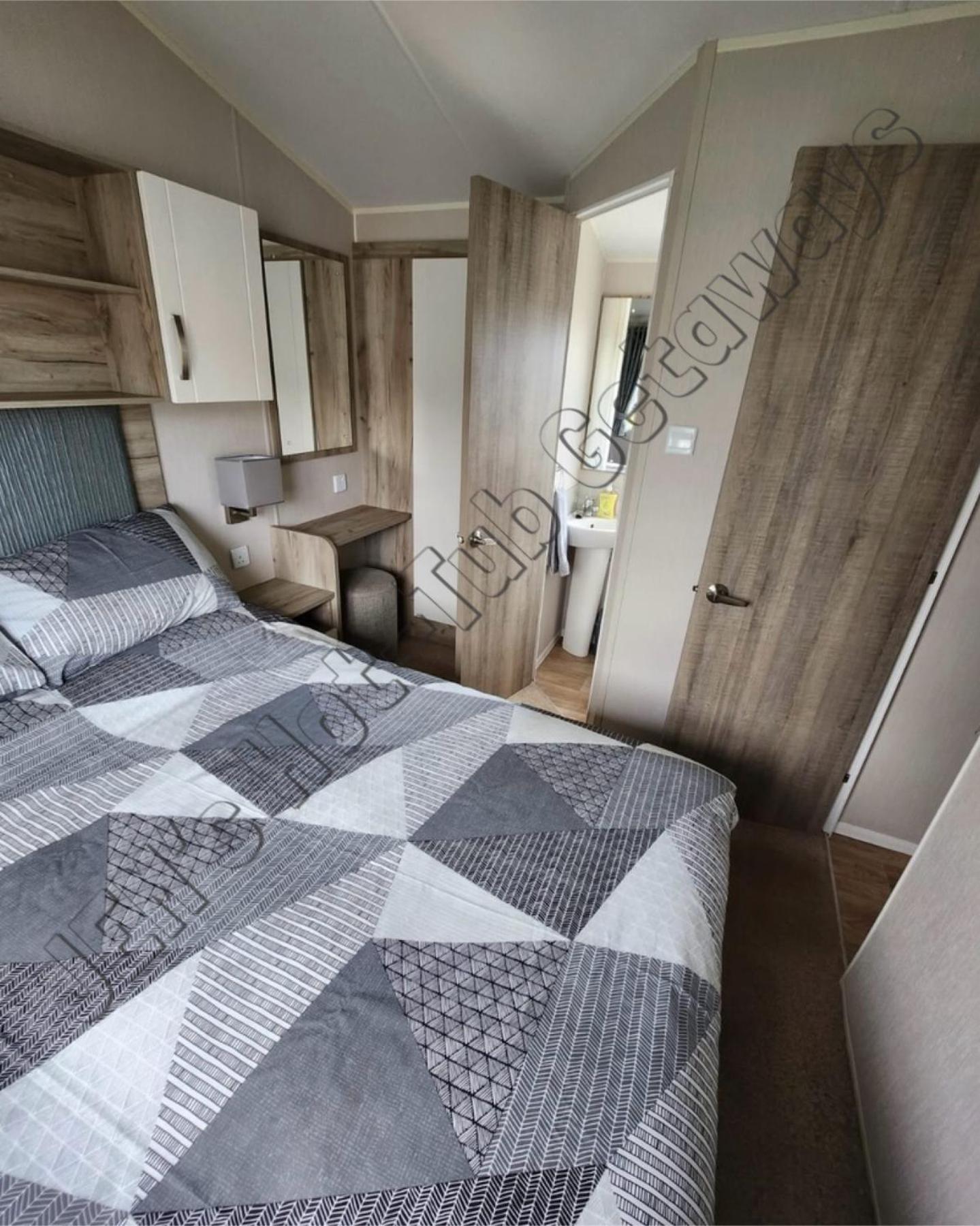 Jems Hot-Tub Getaways 6 Berth At Tattershall Lakes Exterior photo
