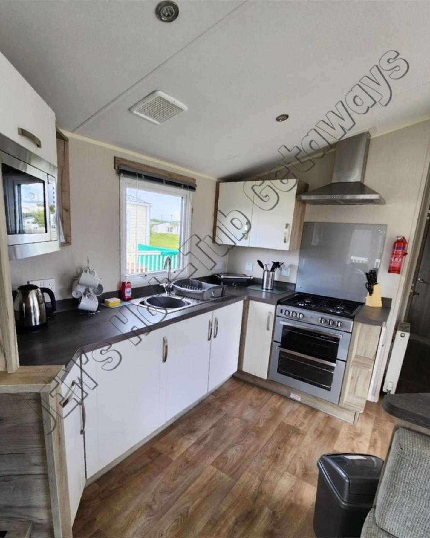 Jems Hot-Tub Getaways 6 Berth At Tattershall Lakes Exterior photo